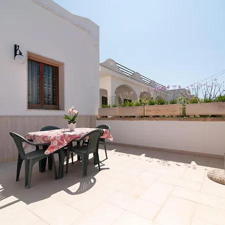 The Green Sea Small House Torre San Giovanni Ugento